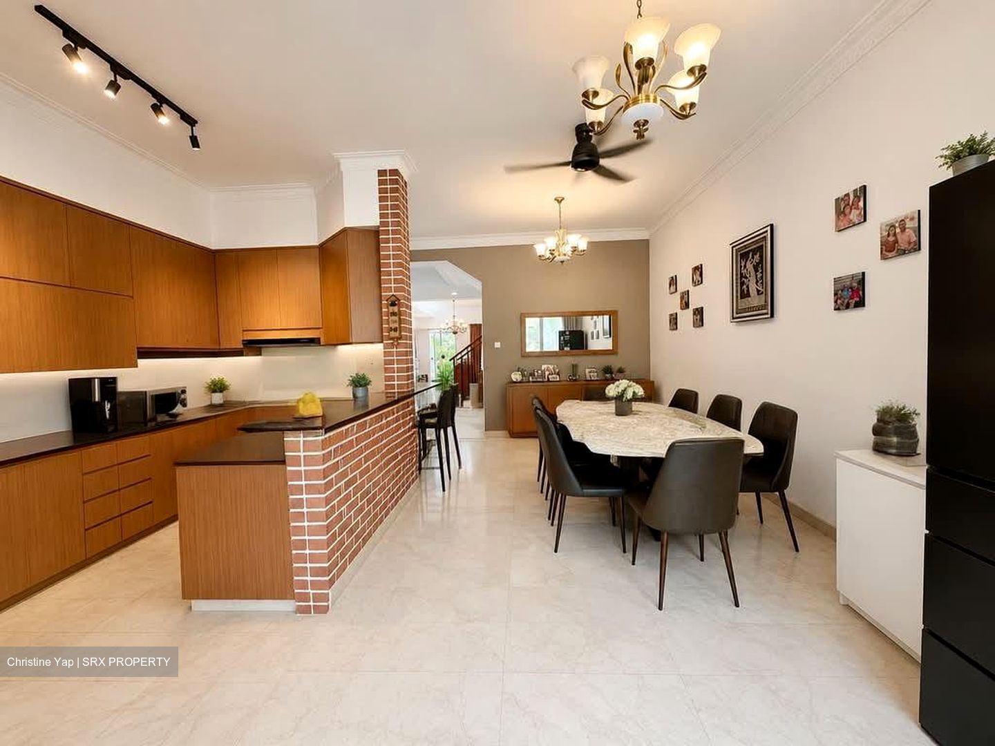 Holland Grove Road (D10), Terrace #582232941